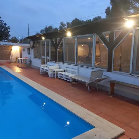 Vila Max House *