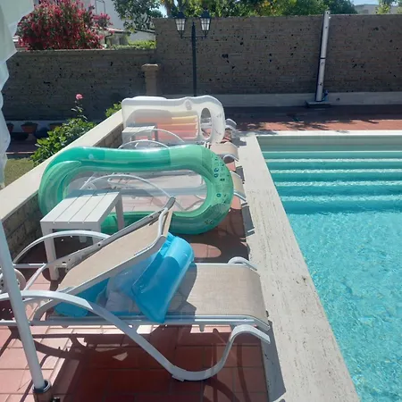 Vila Max House
