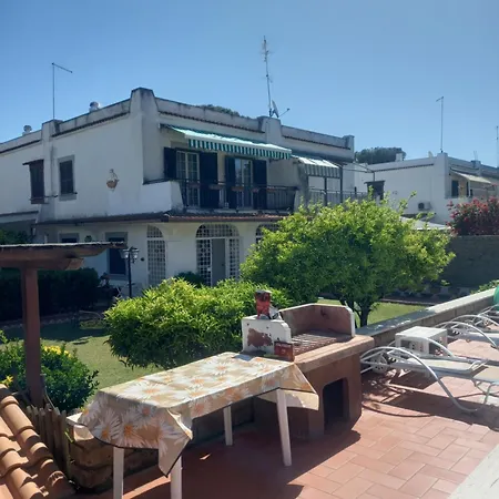Vila Max House
