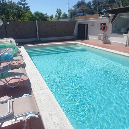 Max House Vila